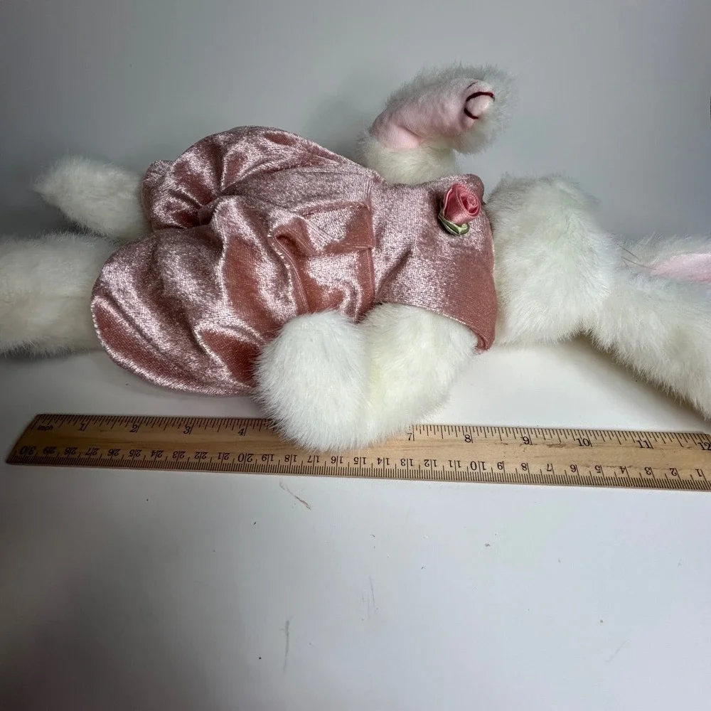 Ty Attic Treasures White Bunny Rabbit Sara Plush Pink Velvet Rose 1993 Vintage‎